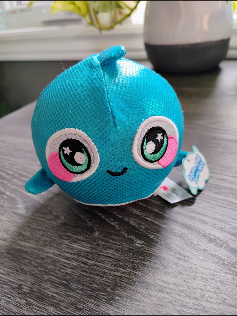 Metallic Shark Squeezamal NWT